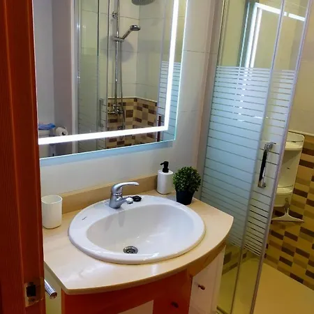 Apartmán Geminis, 5 Min Playa, Parking Gratis